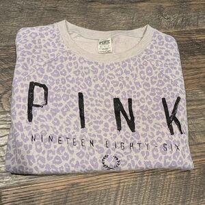 🎁🛍️PINK Victoria's Secret Lavender Leopard Top🎁🛍️